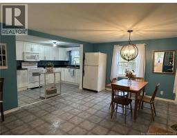 18 Hazelton Road, photo 2