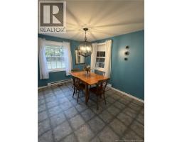 18 Hazelton Road, photo 4