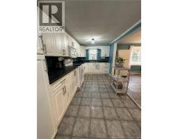 18 Hazelton Road, photo 9