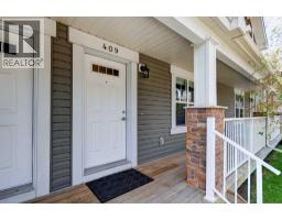 409 Cranberry Park SE - photo 2