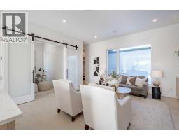 44 Collingwood Place NW - photo 12