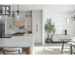 44 Collingwood Place NW - photo 23