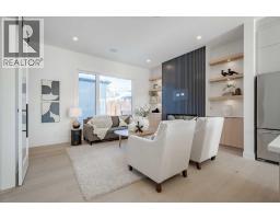 44 Collingwood Place NW - photo 13
