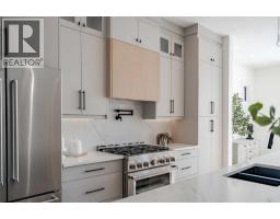 44 Collingwood Place NW - photo 8