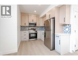 44 Collingwood Place NW - photo 40