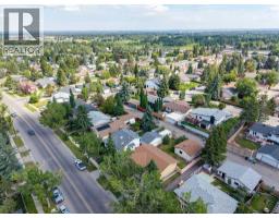 11248 Braeside Drive SW - photo 38
