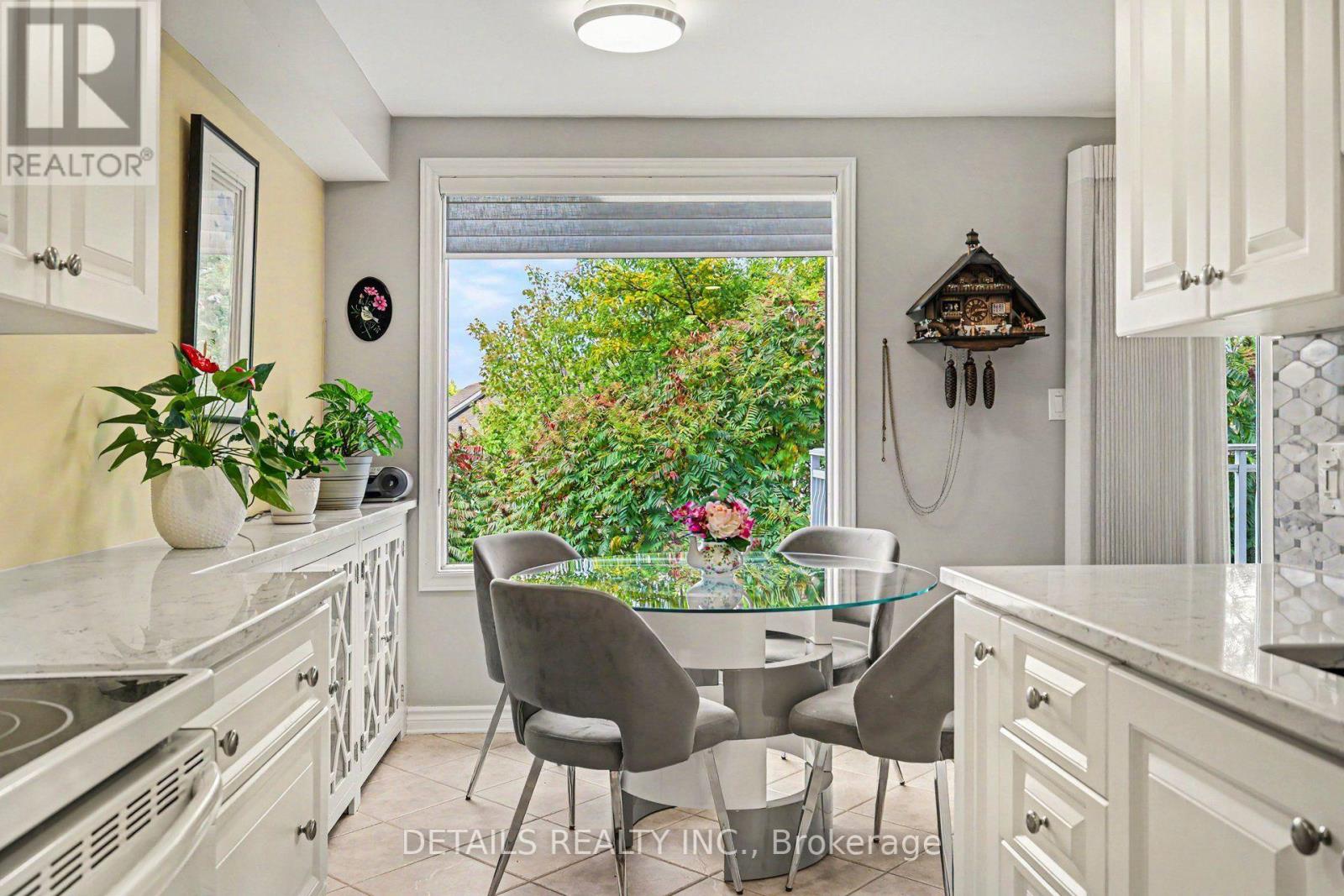 #1D 61 ROBSON COURT - Image 17