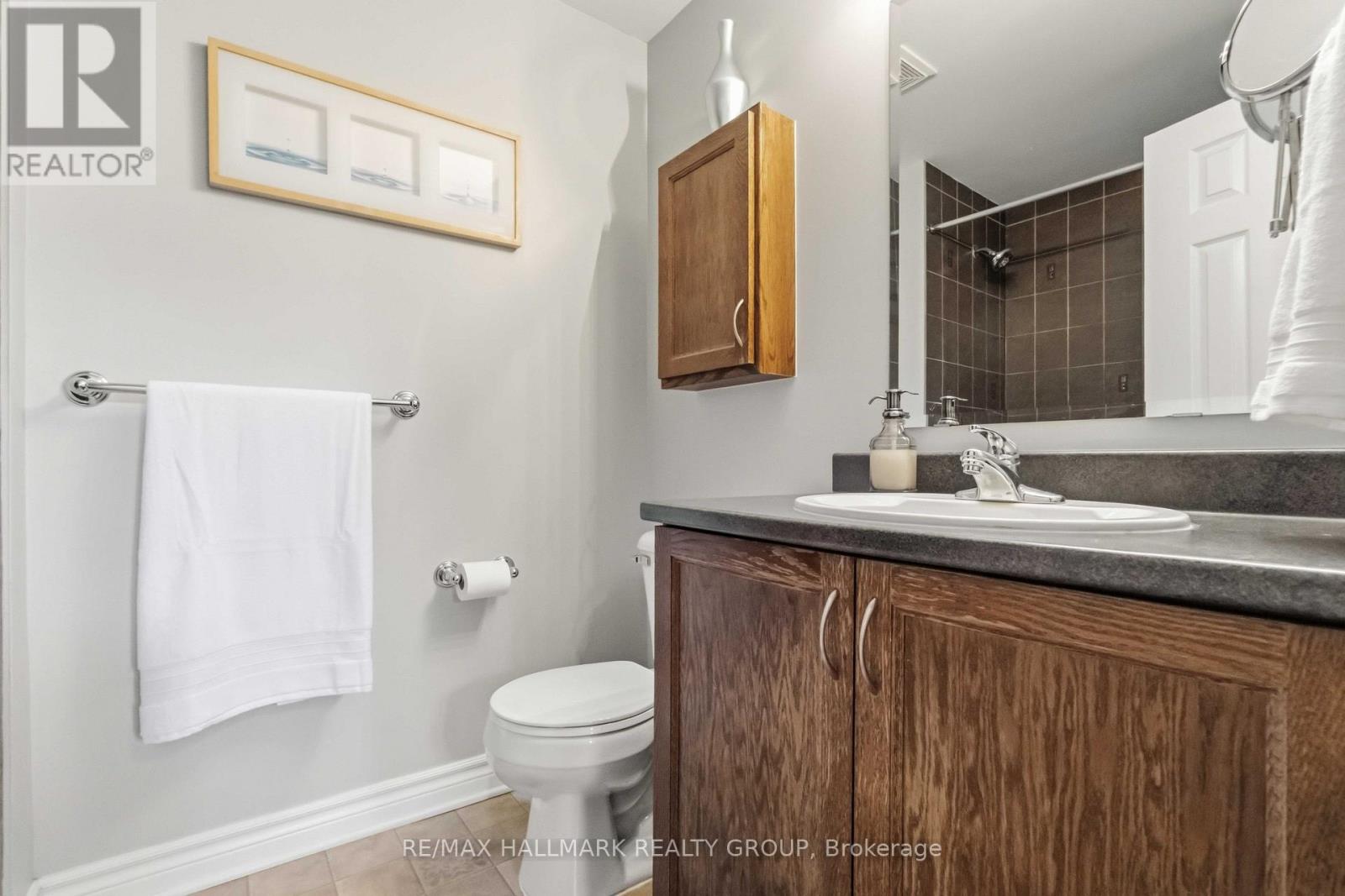 #8 562 LAKERIDGE DRIVE - Image 26