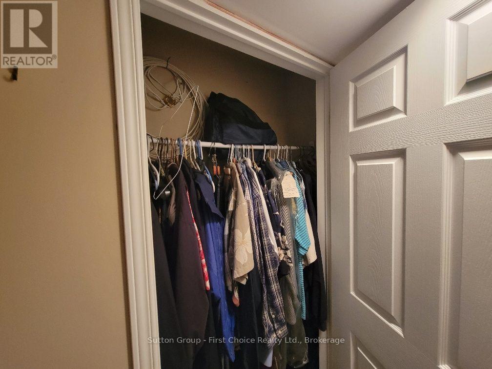 24 Hyde Road — photo 30