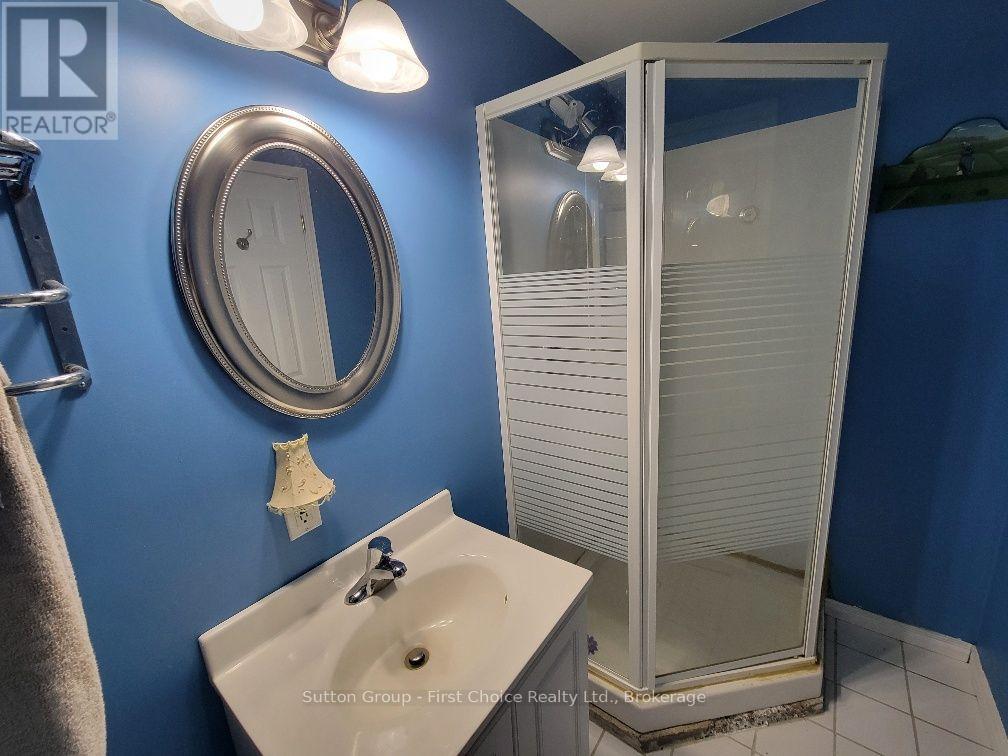 24 Hyde Road — photo 29