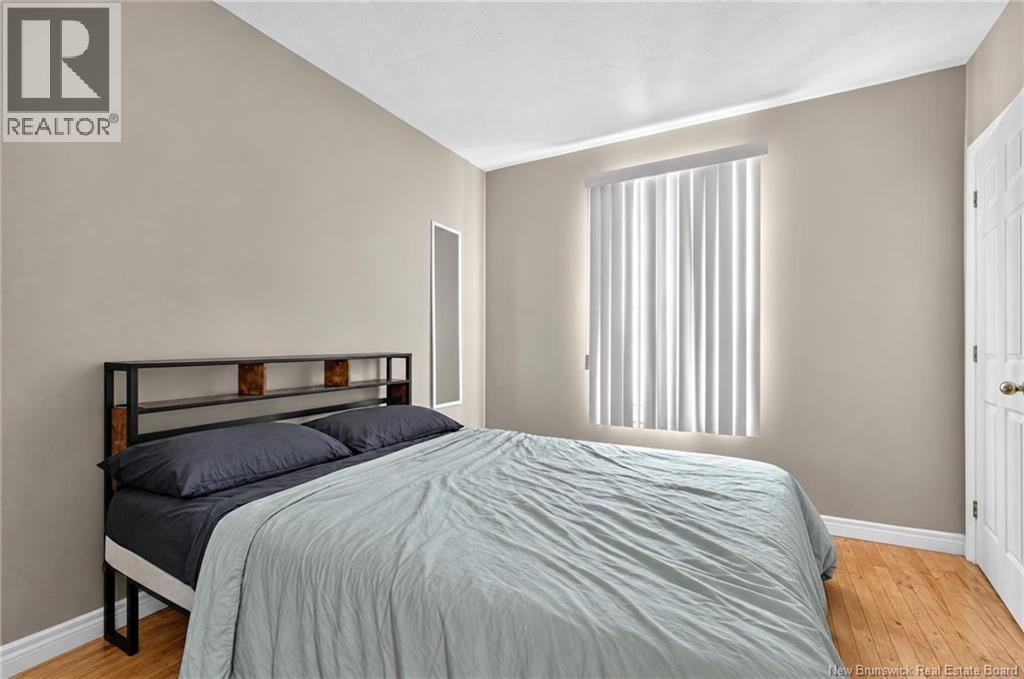 371 Lutz Street - 28