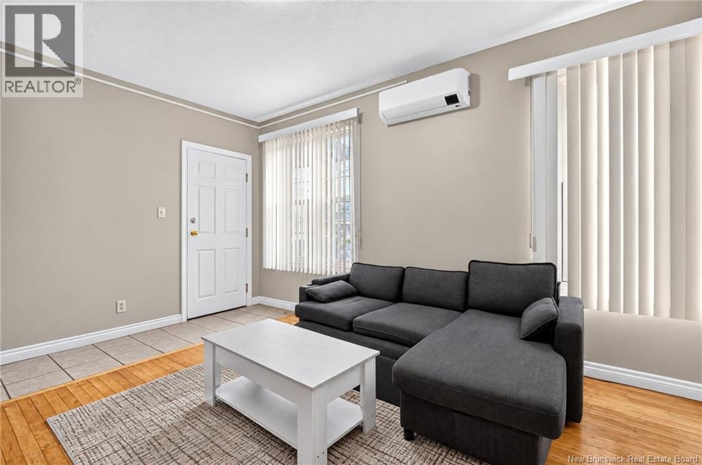371 Lutz Street - 31