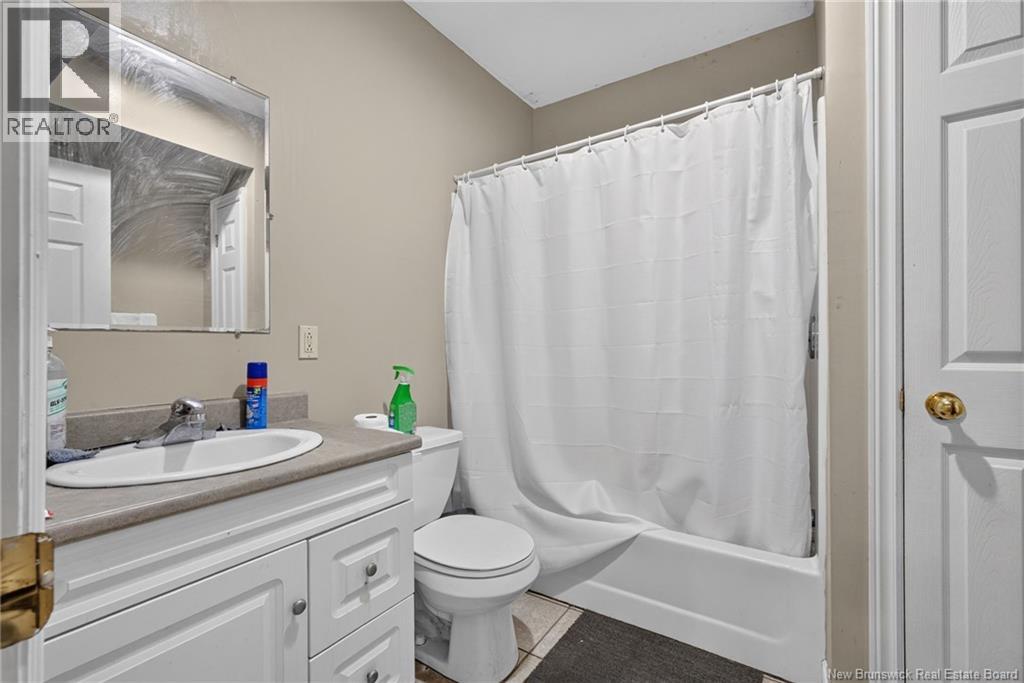 371 Lutz Street - 34