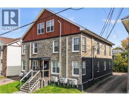 371 Lutz Street, photo 3