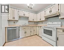 Primary Bedroom - 14 Dalhousie Crescent Nw, Calgary, AB T3A2H8 Photo 8
