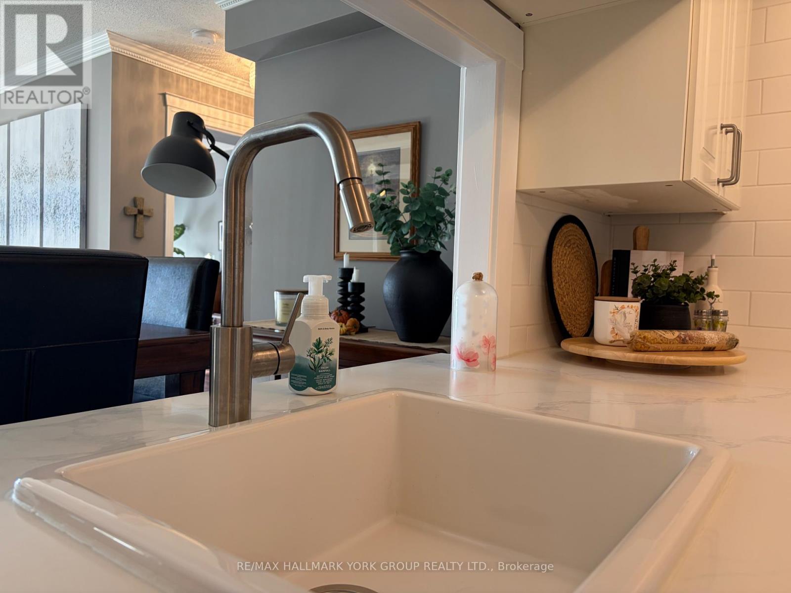 912- 1200 The Esplanade Road North, Pickering, ON photo 7