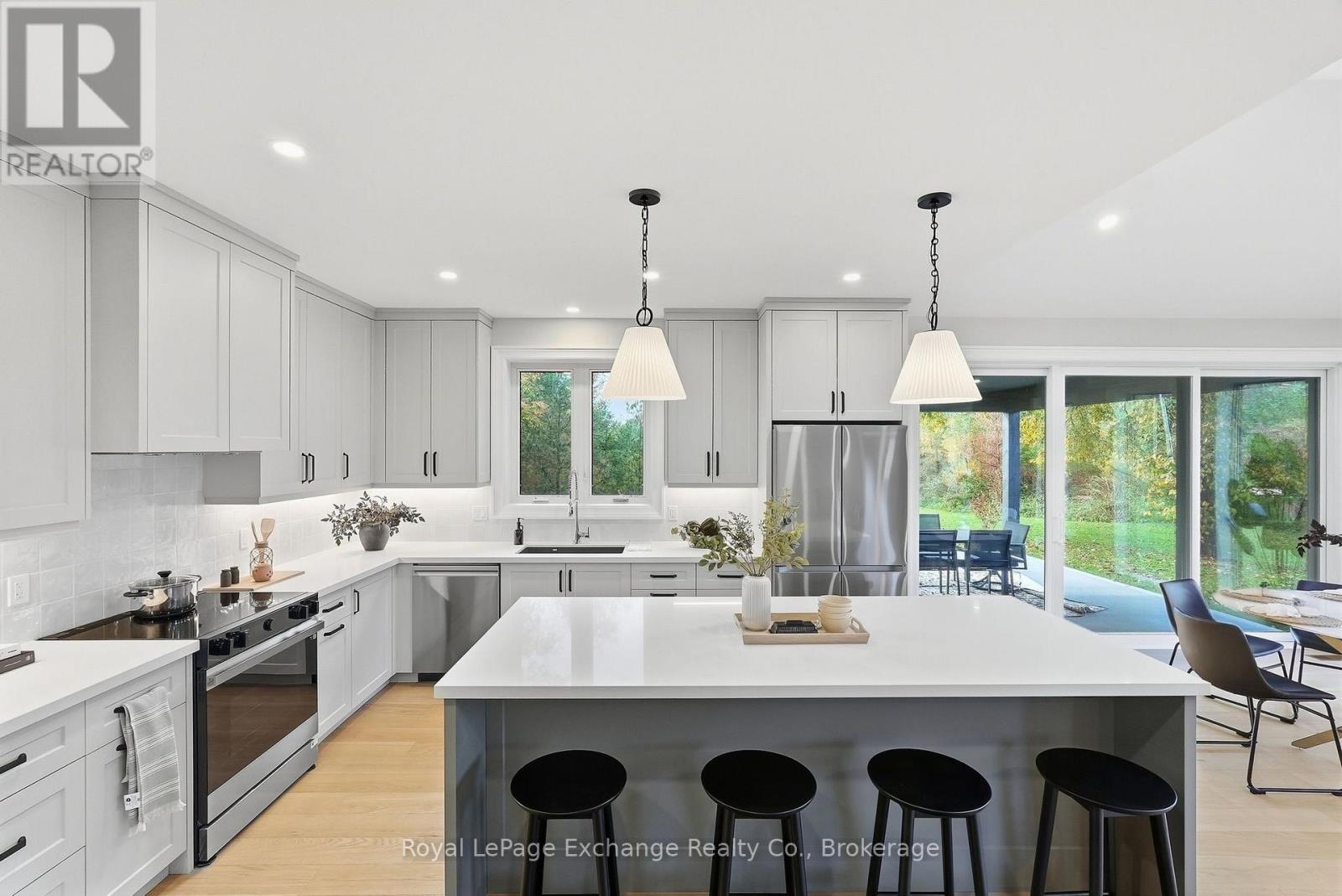 104 BUTTERNUT COURT - 17