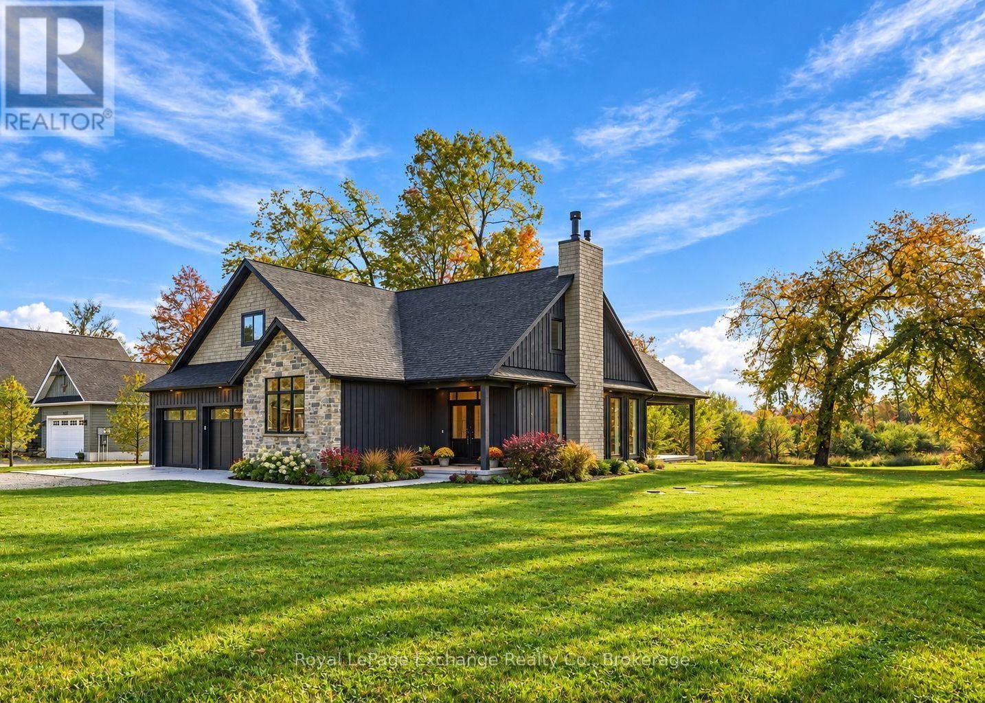 104 BUTTERNUT COURT - 2