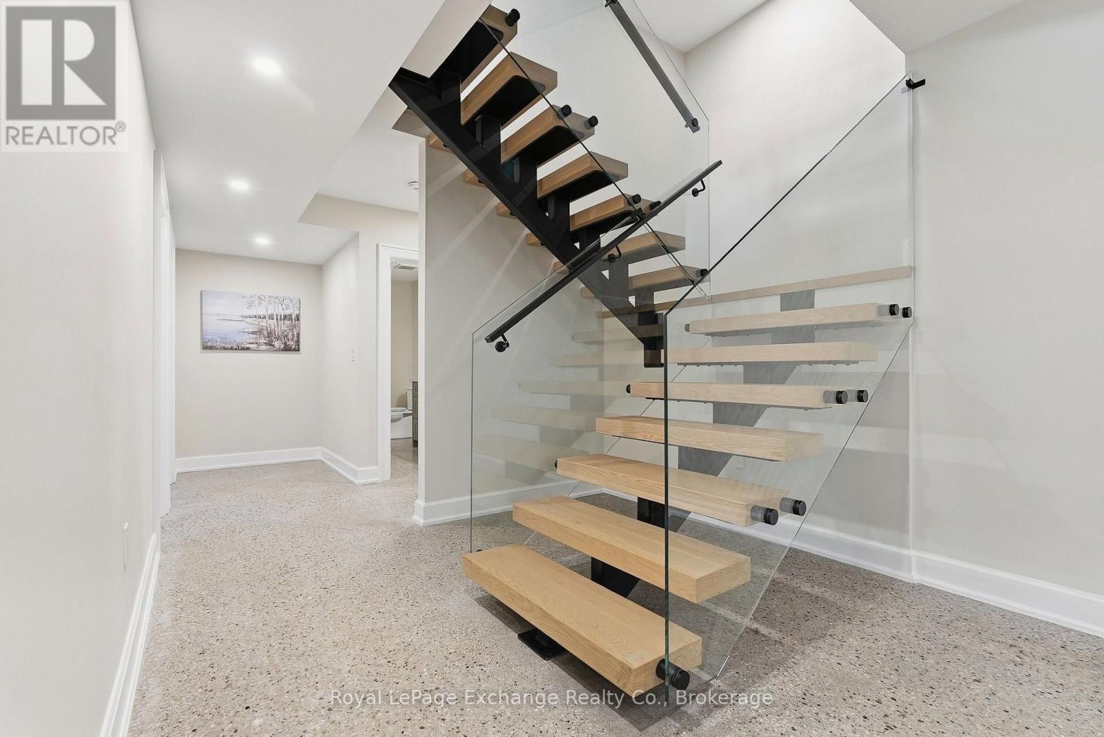 104 BUTTERNUT COURT - 28
