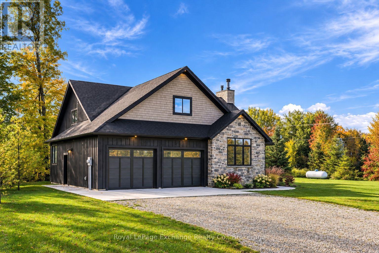 104 BUTTERNUT COURT - 5