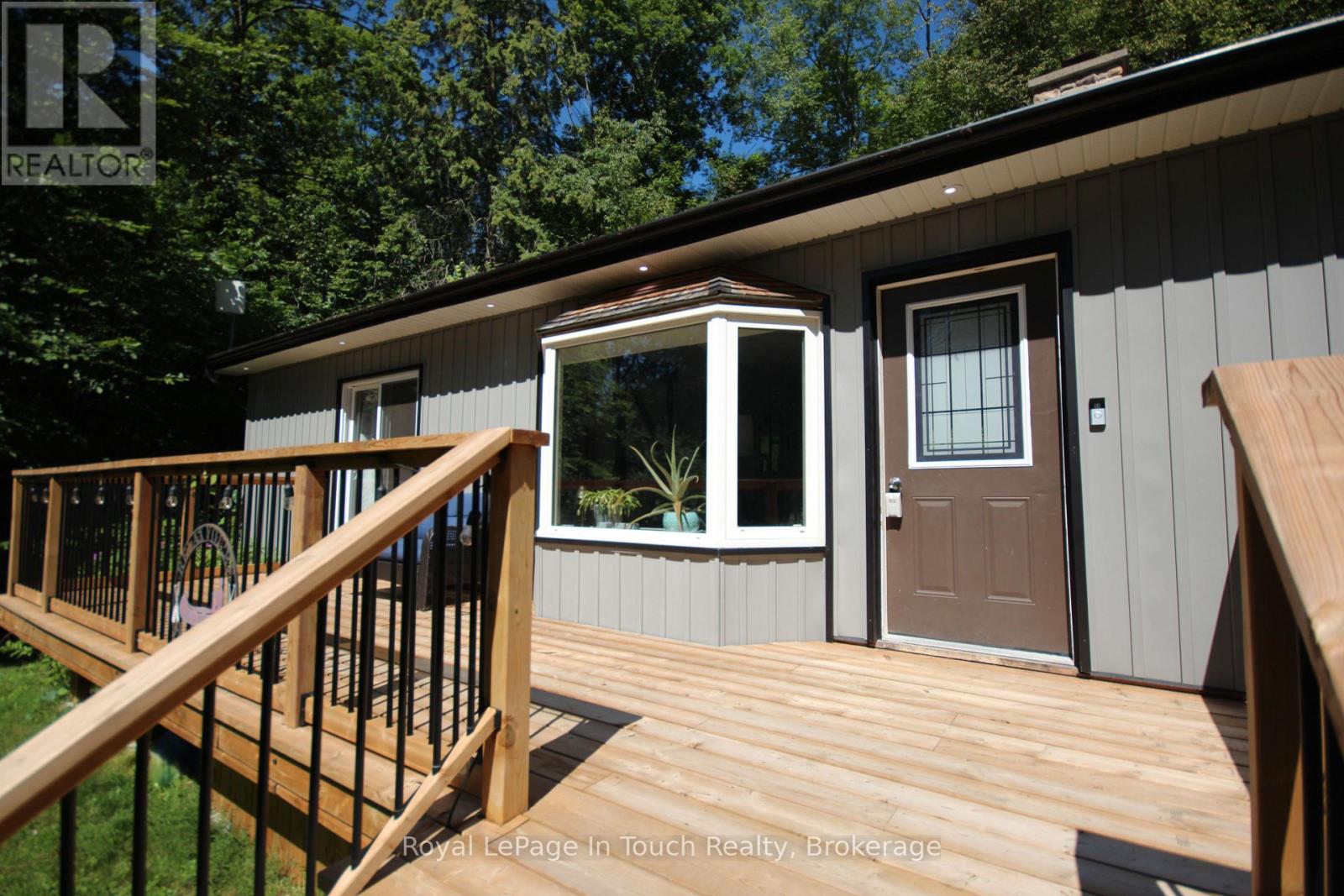 18 SHADY GLEN LANE - 2