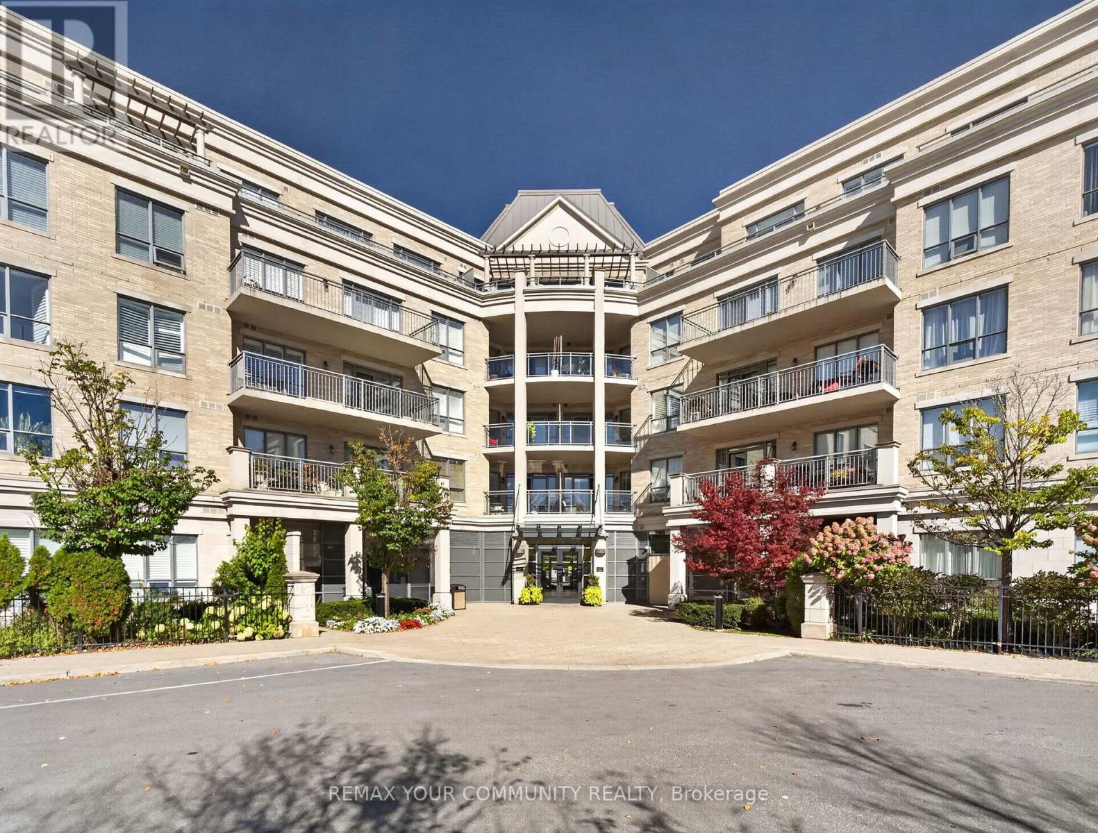 Listing photo of 306 - 180 JOHN WEST WAY