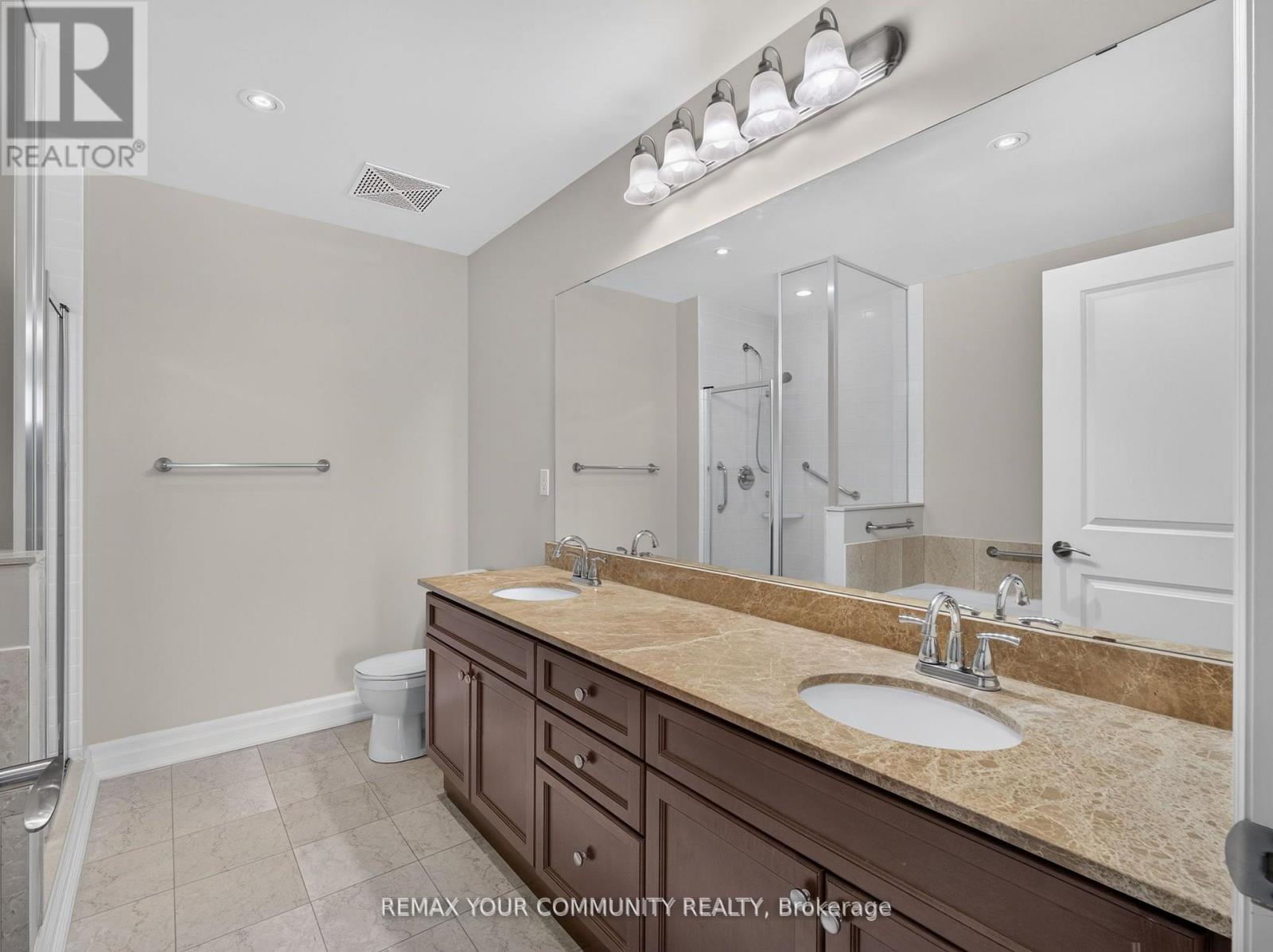 306- 180 John West Way, Aurora, ON photo 17