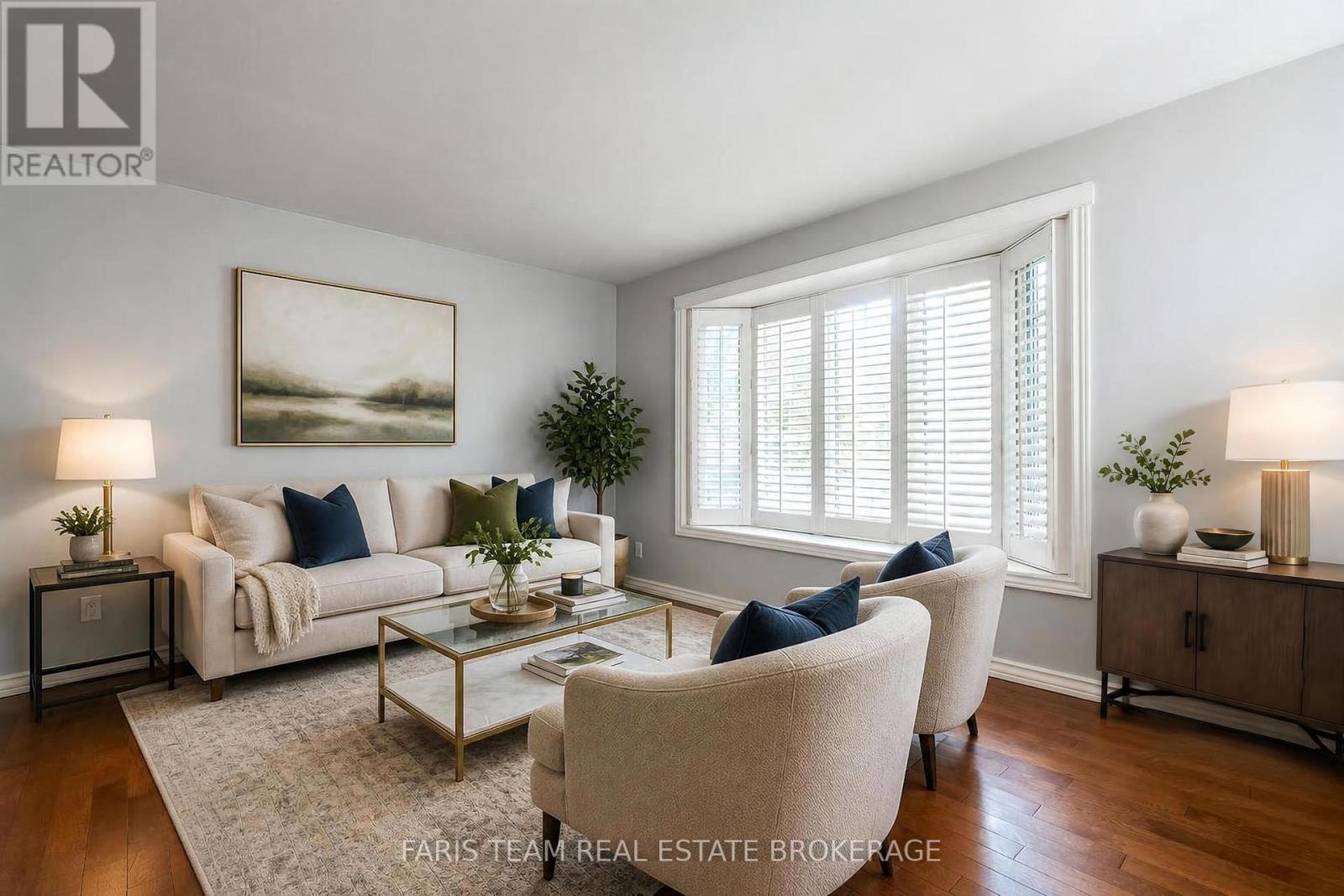 8 PINECONE AVENUE - 6