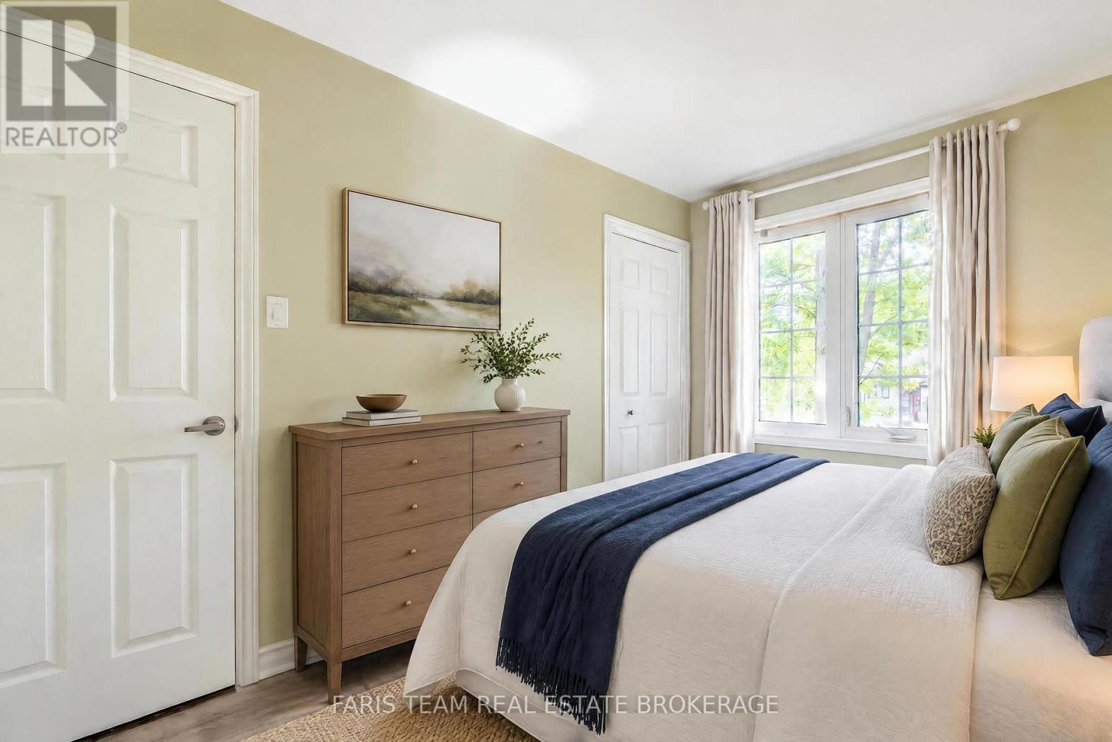 8 Pinecone Avenue, Tiny, ON photo 9