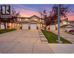 13 Country Hills Rise NW - photo 1