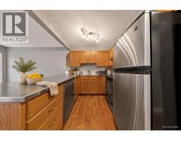 13 Country Hills Rise NW - photo 4