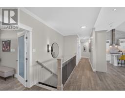 34 Edgewater Lane thumbnail 13