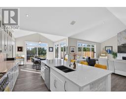 34 Edgewater Lane thumbnail 17