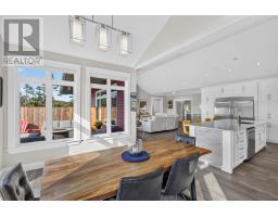 34 Edgewater Lane thumbnail 18
