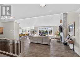 34 Edgewater Lane thumbnail 8
