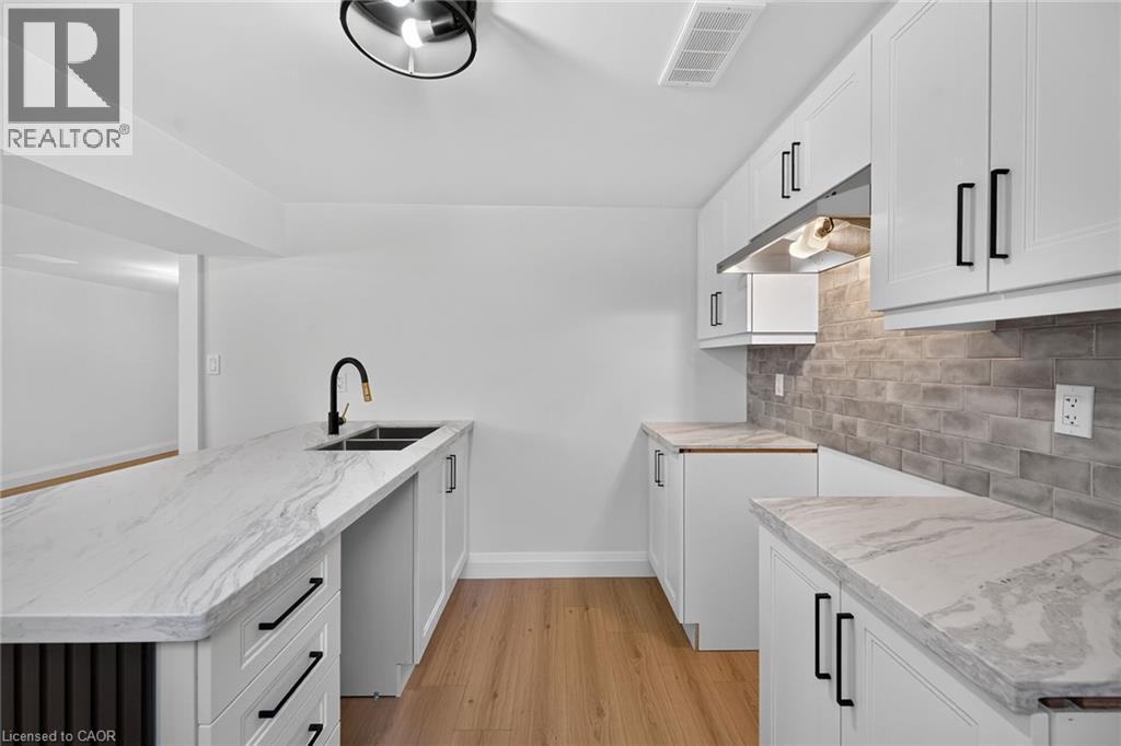 100 MARCELLA Crescent - Image 37