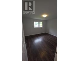 26 Murchison Crescent N, Toronto, ON M9V3P6 Photo 23