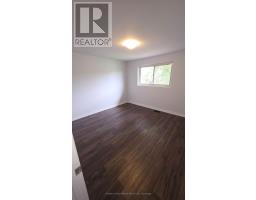 26 Murchison Crescent N, Toronto, ON M9V3P6 Photo 29