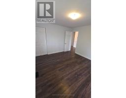 26 Murchison Crescent N, Toronto, ON M9V3P6 Photo 30