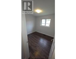26 Murchison Crescent N, Toronto, ON M9V3P6 Photo 31