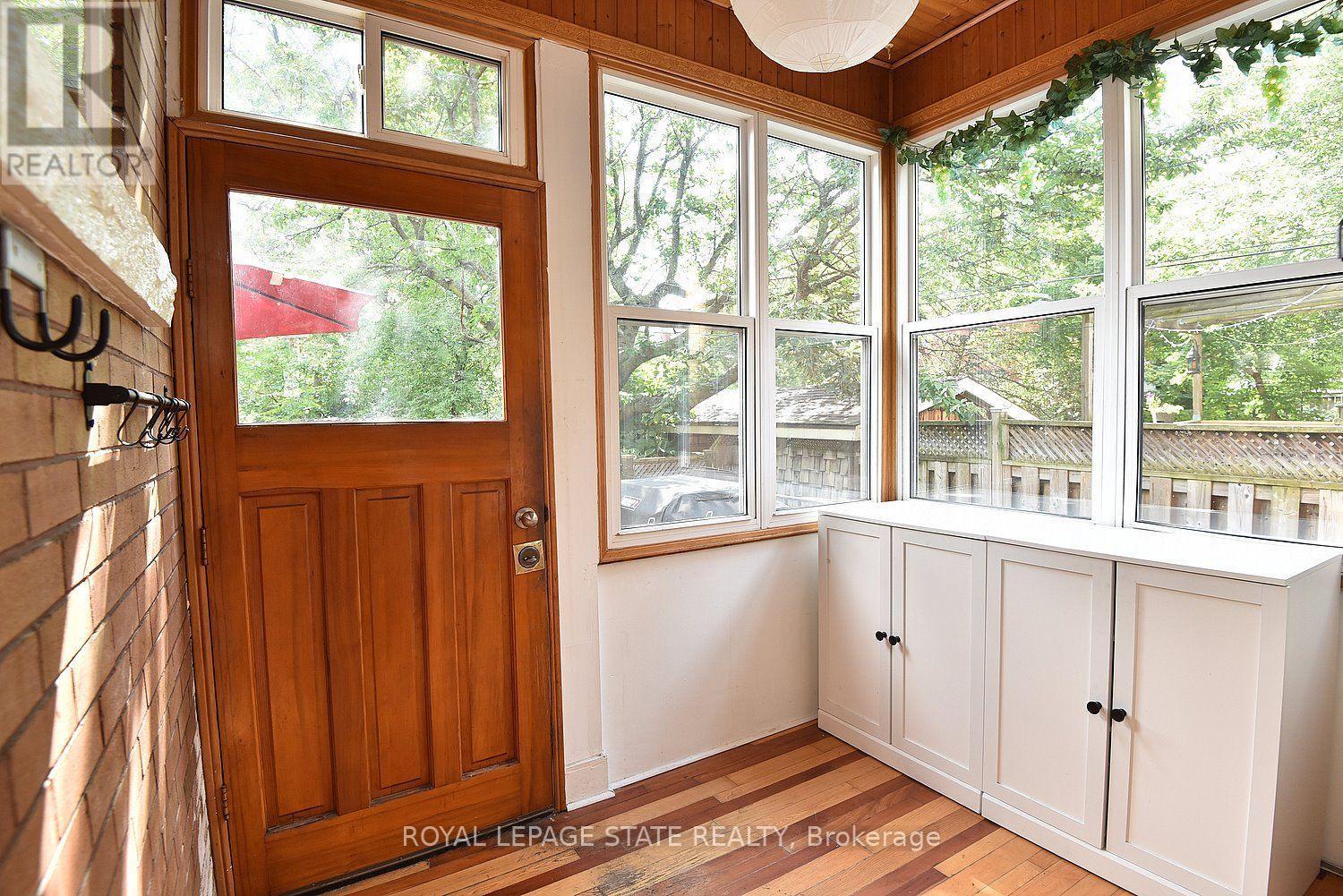 70 KENSINGTON AVENUE N - Image 27