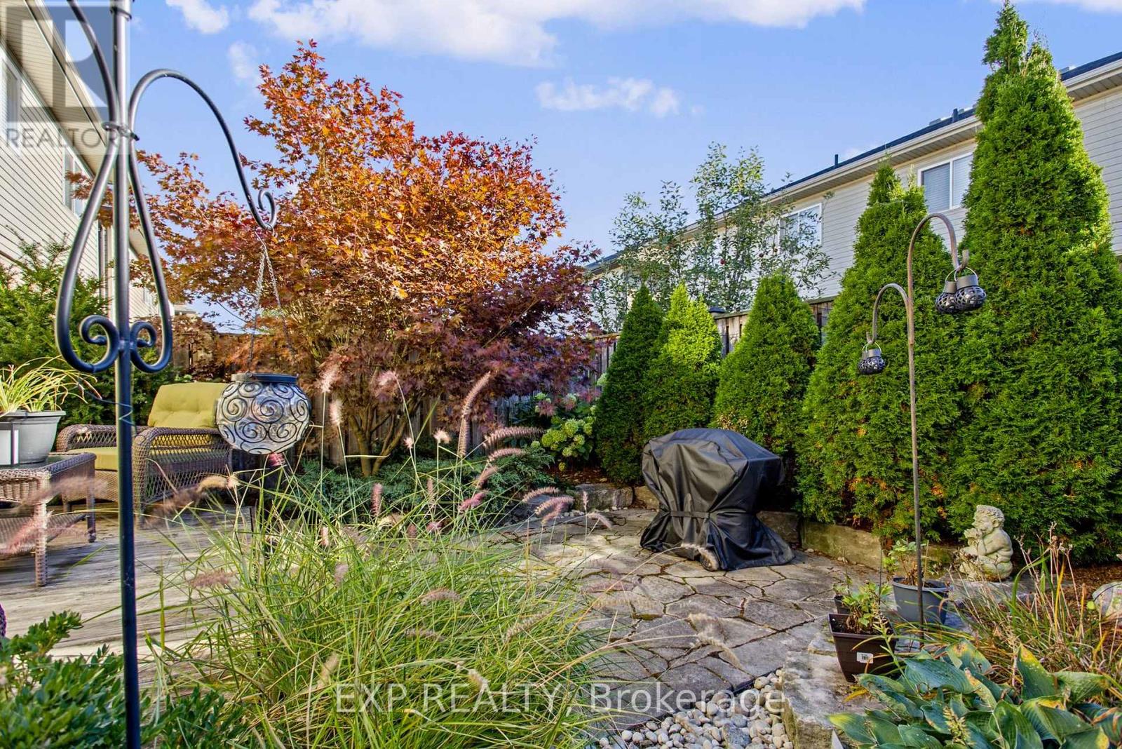 184 PELECH CRESCENT - 24