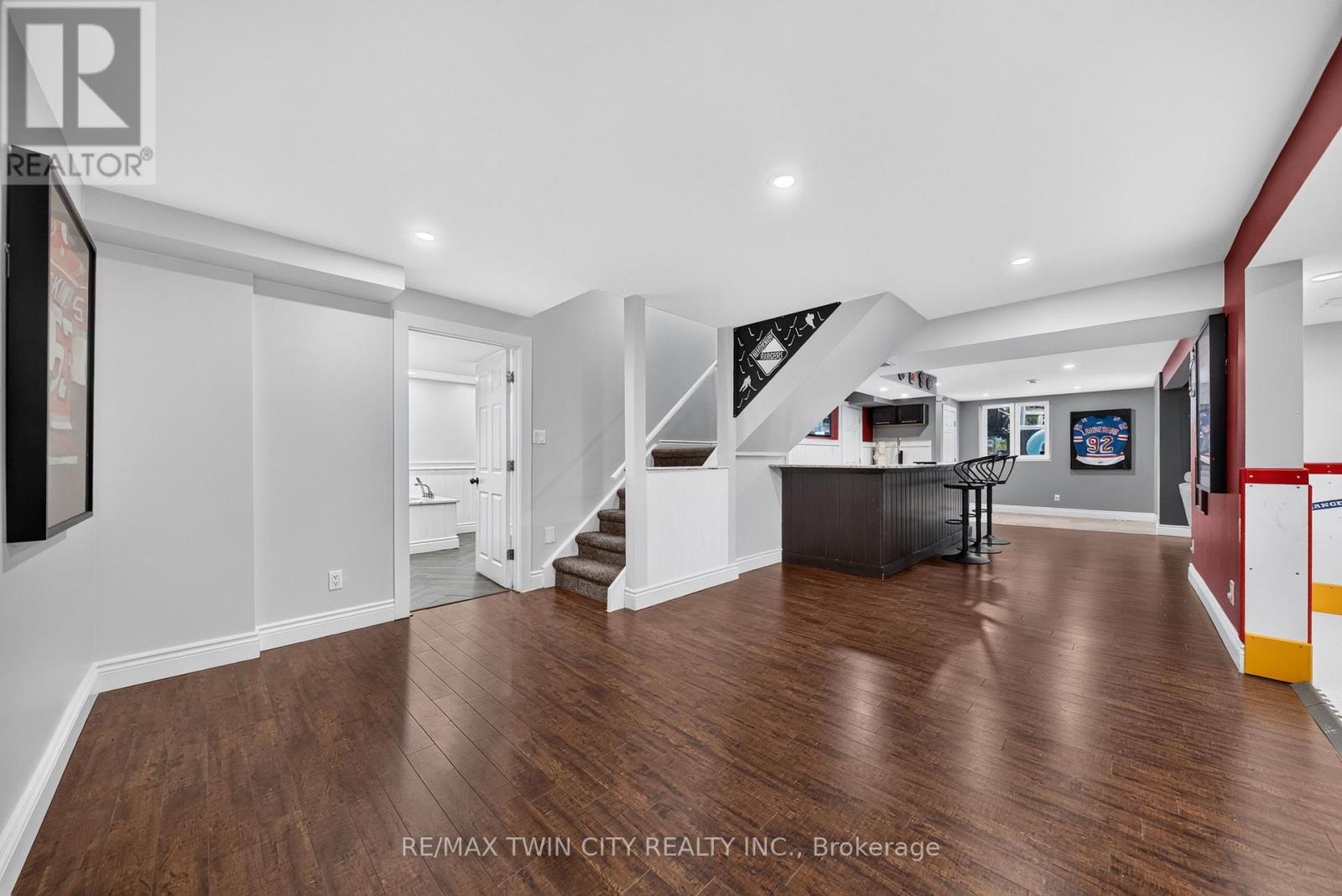 50 Roehampton Court, Kitchener, ON photo 36