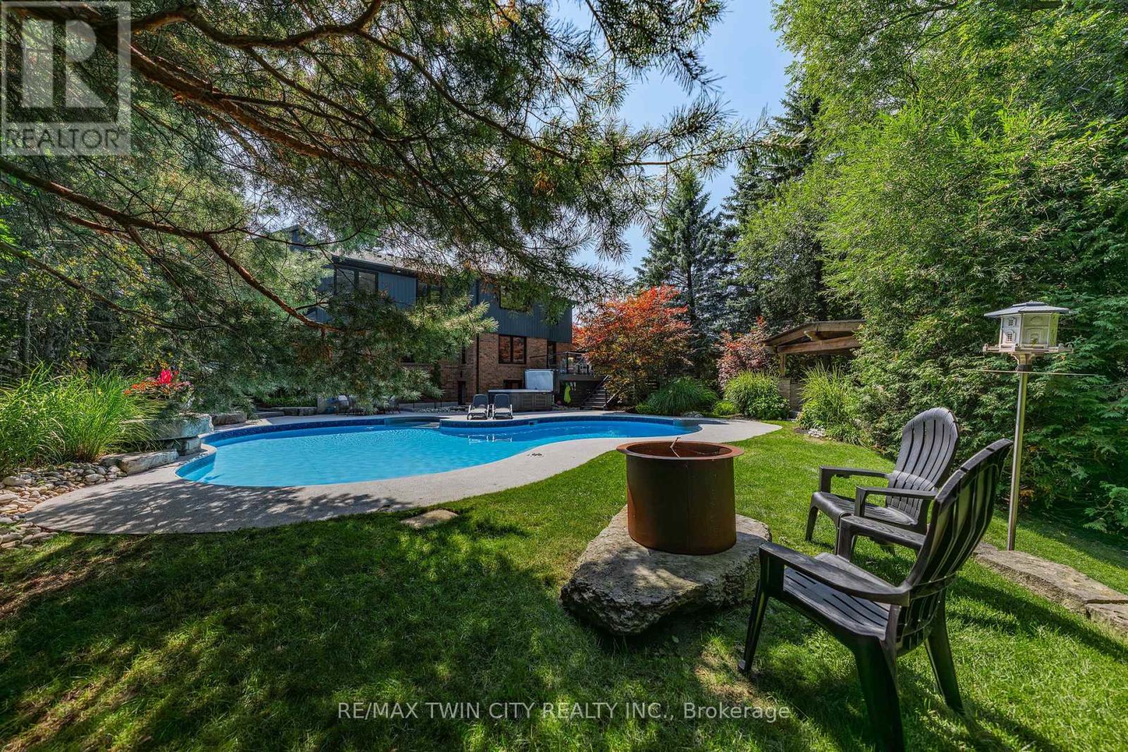 50 Roehampton Court, Kitchener, ON photo 50