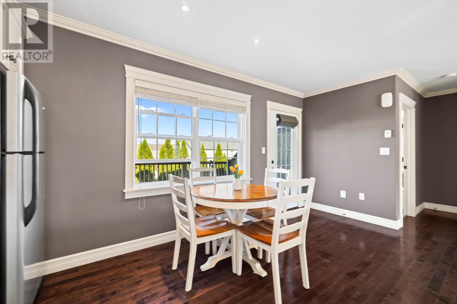 16 Edgeview Court - 14