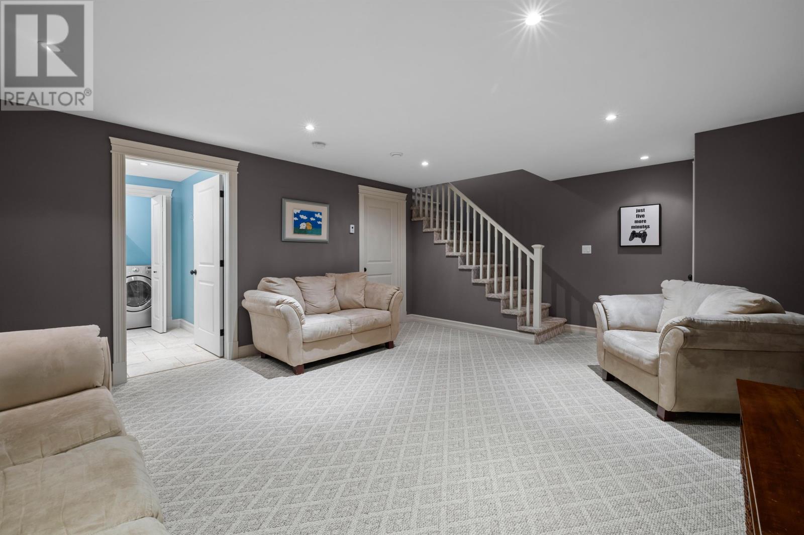 16 Edgeview Court - 24
