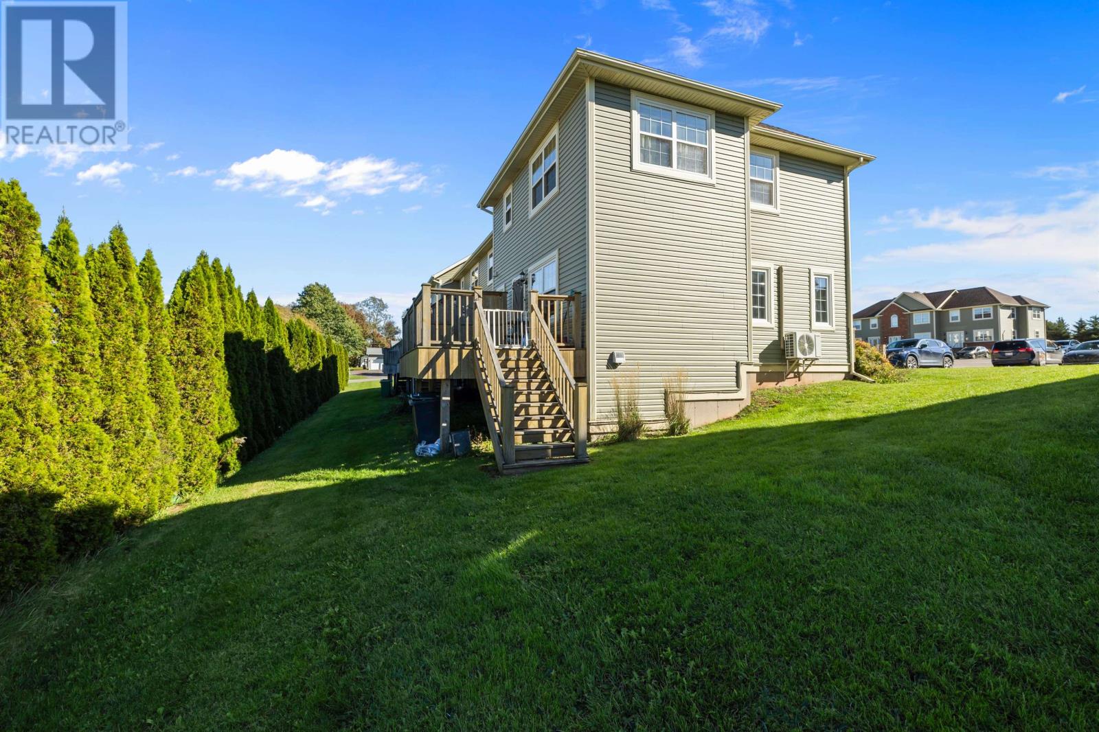 16 Edgeview Court - 28