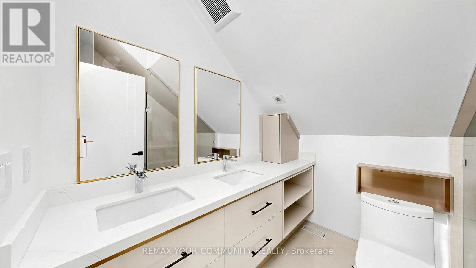 2970B BAYVIEW AVENUE - Image 25