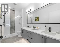 306 990 Doumac Ave, Saanich, BC V8Y1M4 Photo 20