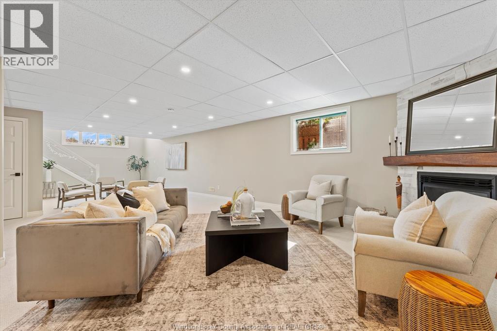 6209 WALES COURT - 25